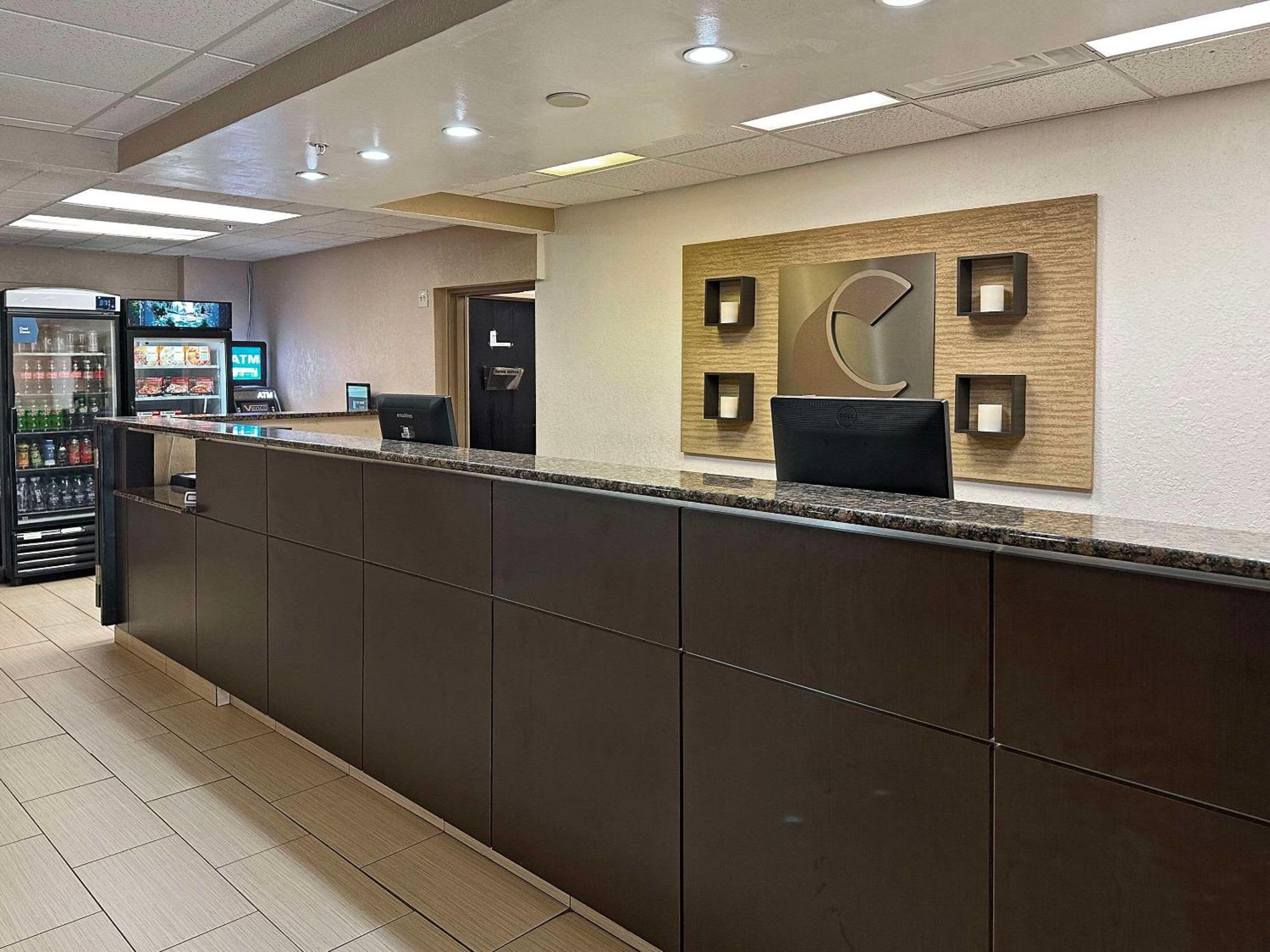 康科德米尔斯康福因特酒店 外观 照片