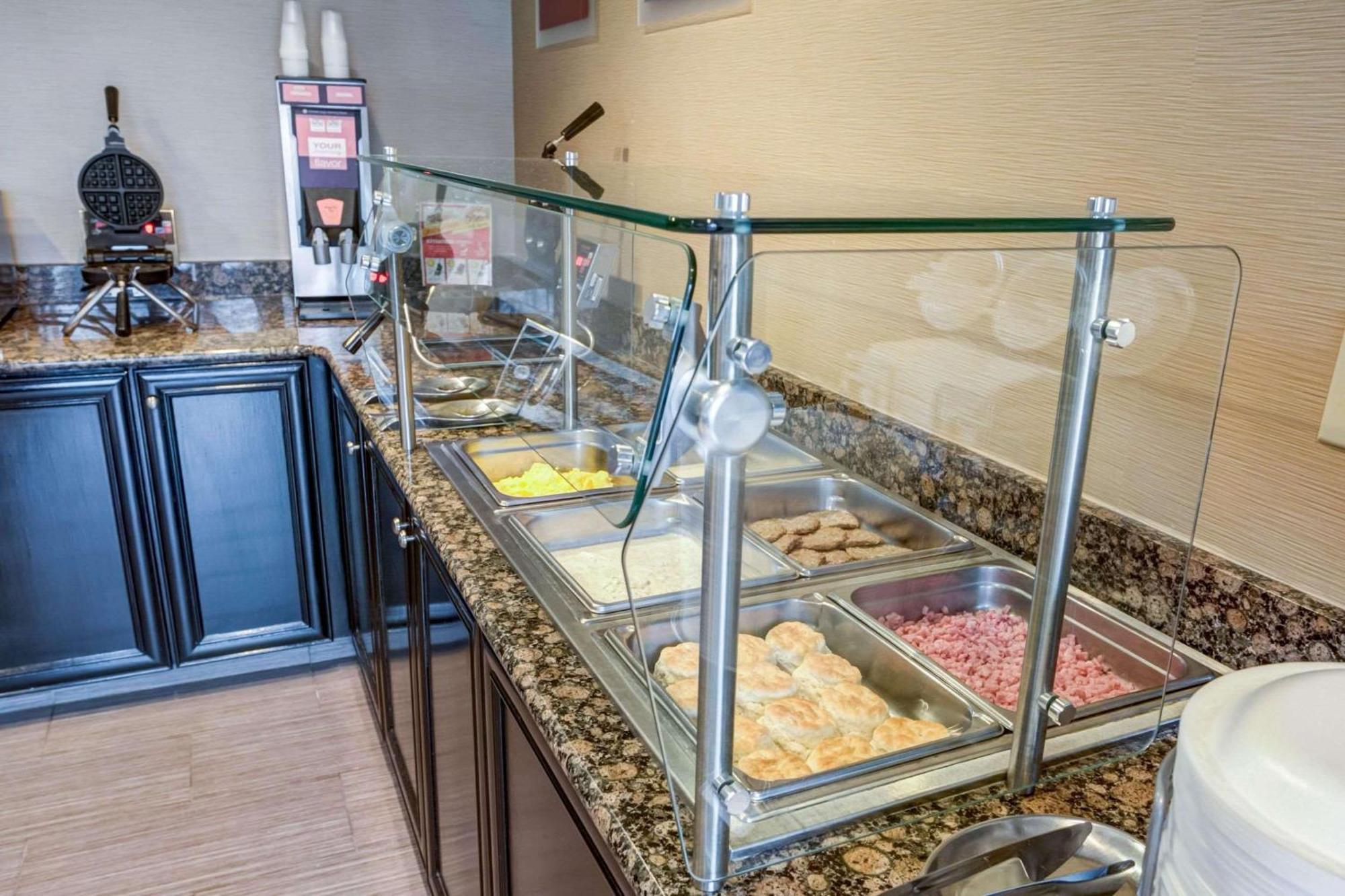 康科德米尔斯康福因特酒店 外观 照片